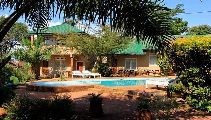 Surjios Guest House Jinja Exterior photo
